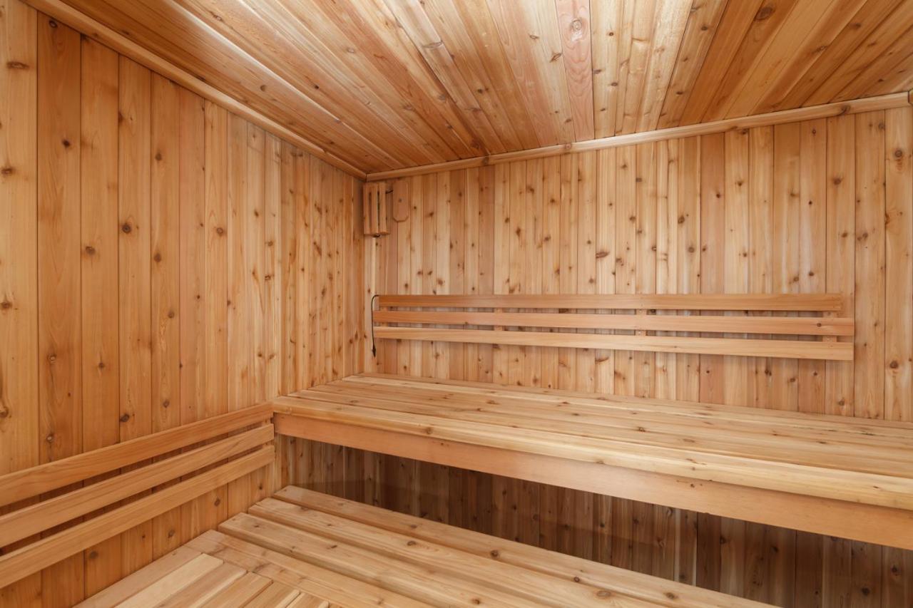 Splash Mountain Pool Hot Tub Theater Game Room Sevierville Buitenkant foto