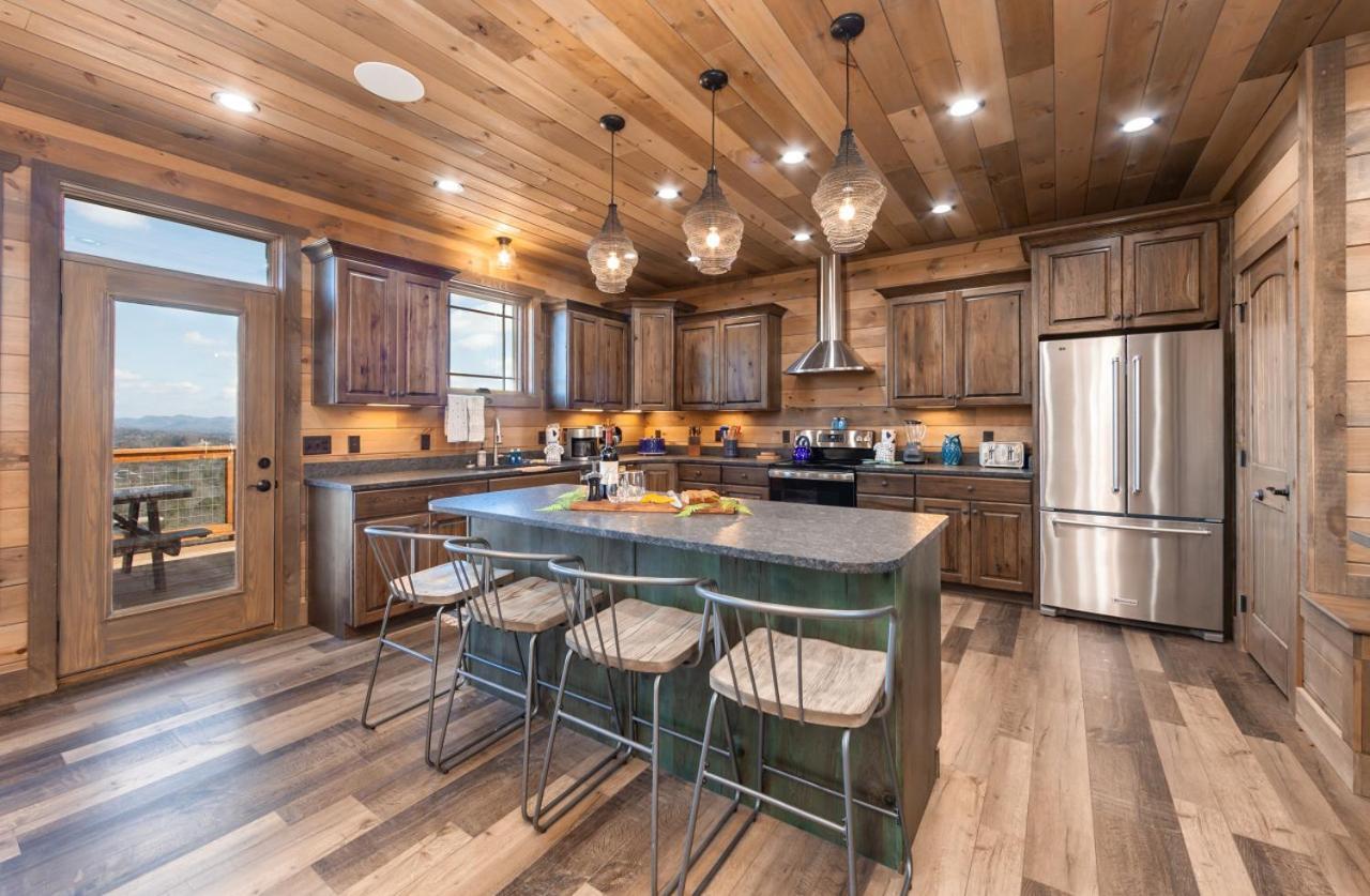 Splash Mountain Pool Hot Tub Theater Game Room Sevierville Buitenkant foto