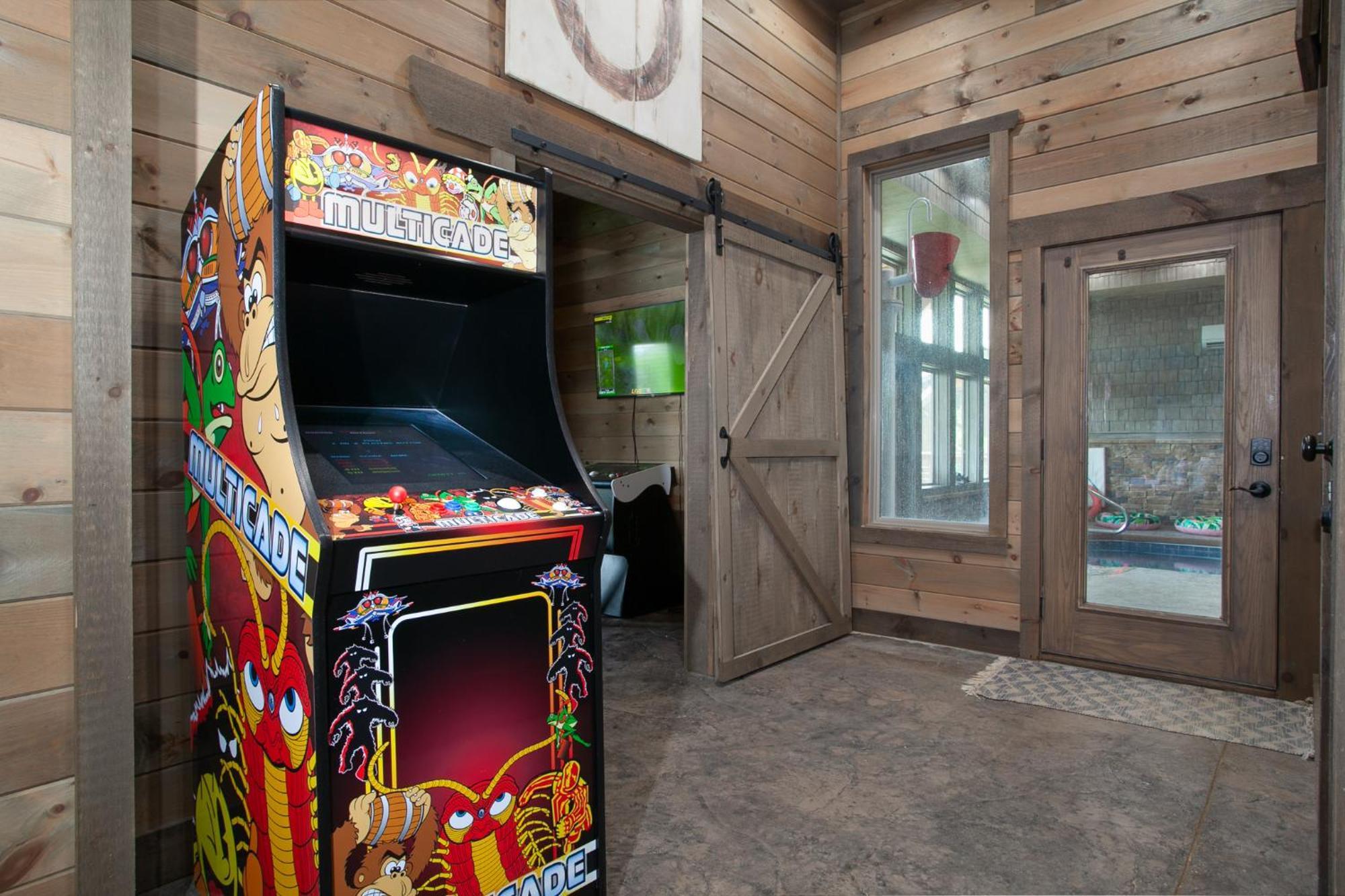 Splash Mountain Pool Hot Tub Theater Game Room Sevierville Buitenkant foto